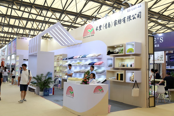 山東292家企業(yè)齊聚31屆華交會，青島家紡展團大放異彩