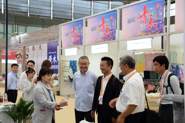 山東292家企業(yè)齊聚31屆華交會，青島家紡展團大放異彩