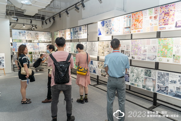 &ldquo;智造讓家更美好&rdquo;--2023海寧中國&middot;國際家用紡織品（秋季）博覽會(huì)在浙江海寧許村鎮(zhèn)&middot;海寧中國家紡城盛大開幕。
