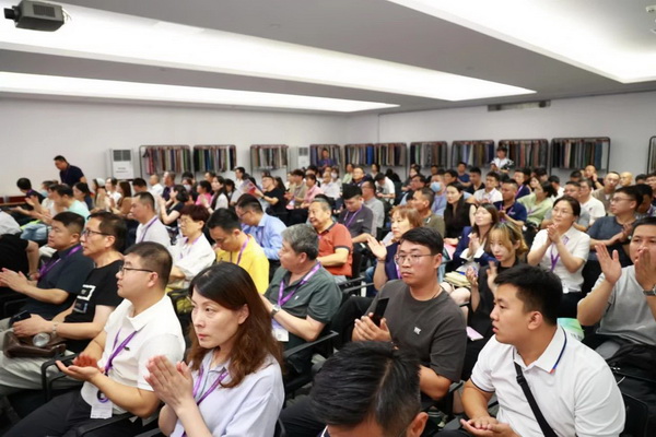 &ldquo;星光&rdquo;賦能，激發(fā)行業(yè)新活力！2023中國面料之星發(fā)布會再展芳華與榮耀