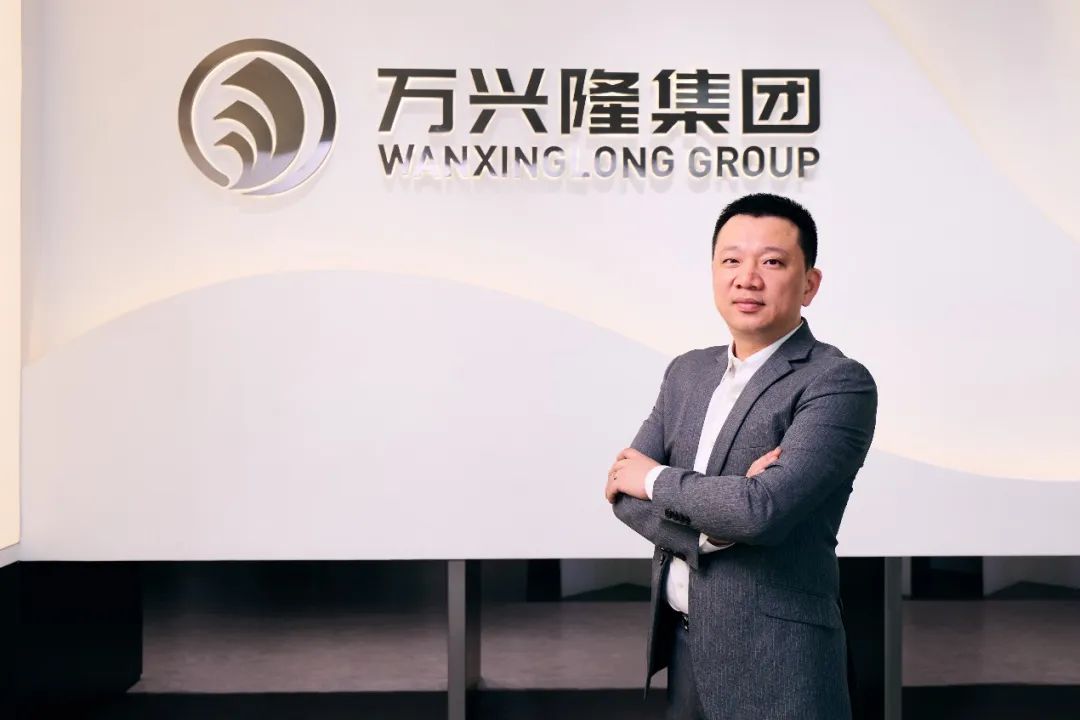 萬興?。合蛐绿豳|(zhì)，打造首選梭織面料合作伙伴