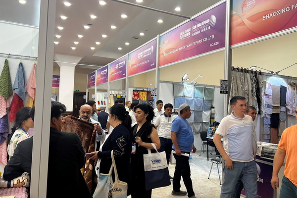 46家企業(yè)組團(tuán)參展！柯橋首個(gè)中亞紡織展在烏茲別克斯坦舉行