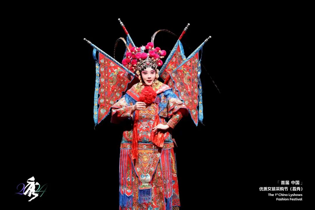 首屆中國(guó)（荔秀）優(yōu)質(zhì)女裝采購(gòu)節(jié)已盛大開(kāi)幕，直擊首日盛況