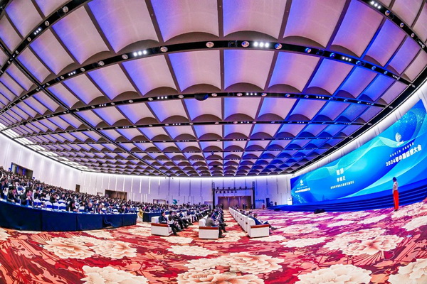 乘改革之勢(shì) 開(kāi)錦繡新篇，2024中國(guó)紡織大會(huì)在柯橋召開(kāi)！