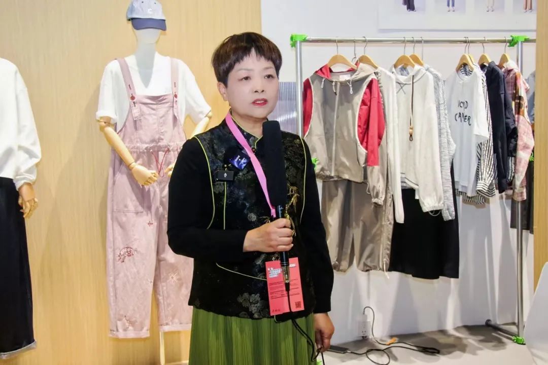 銀基廣場(chǎng)攜六大原創(chuàng)品牌亮相CHIC2025（春季），展現(xiàn)中部地區(qū)時(shí)尚力量