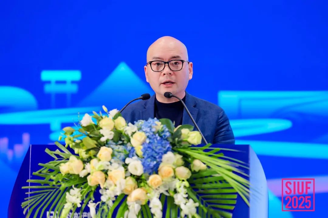 內(nèi)衣產(chǎn)業(yè)聚智深圳，共繪&ldquo;智尚&rdquo; 新篇｜2025中國(guó)內(nèi)衣文化周暨第三屆U30全球內(nèi)衣產(chǎn)業(yè)峰會(huì)圓滿落幕