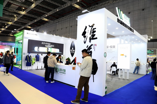 極致創(chuàng)新，讓迭代&reg;滌綸&ldquo;生態(tài)圈&rdquo;再次火爆2025yarnexpo春夏展