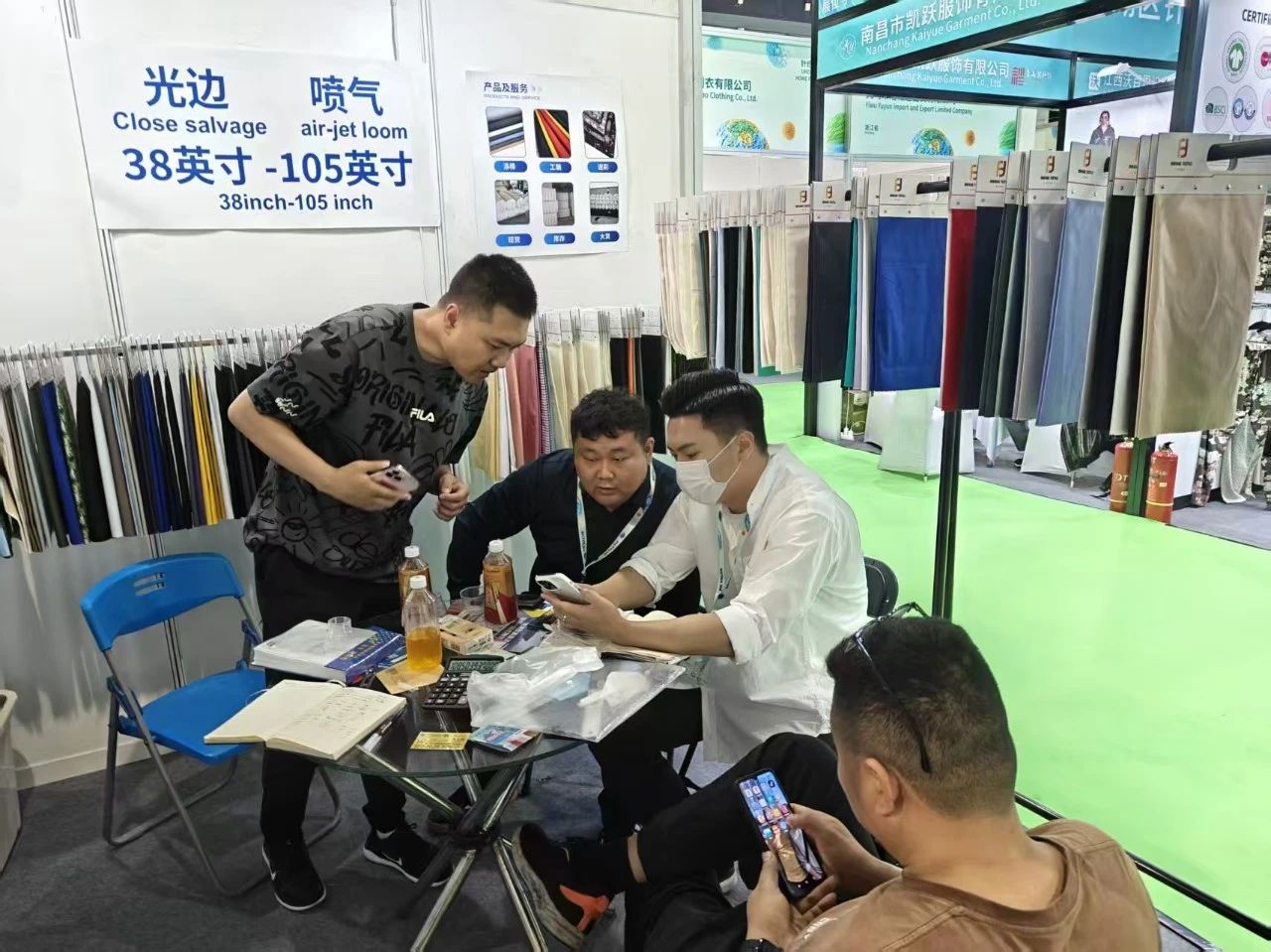  7家石家莊紡企組團(tuán)參加2025中國（義烏）國際針織供應(yīng)鏈博覽會