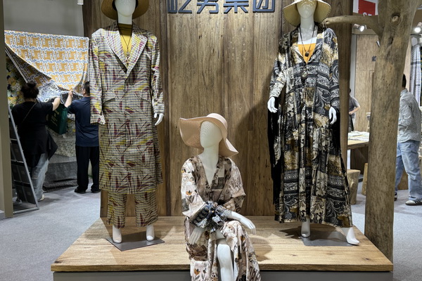 商貿(mào)對(duì)接超預(yù)期，產(chǎn)業(yè)鏈協(xié)同創(chuàng)新再升級(jí)！2025柯橋春季國(guó)際紡博會(huì)圓滿落幕