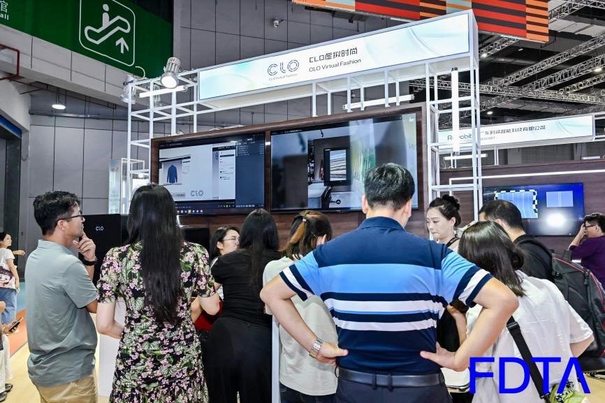 從數(shù)據(jù)決策到虛擬織布，數(shù)字時(shí)尚創(chuàng)新空間貫通紡織全鏈數(shù)智升級(jí)！