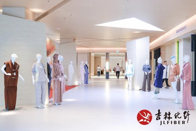 撬動舒適穿著新賽道，共探華絨&reg;產(chǎn)品開發(fā)新機(jī)遇