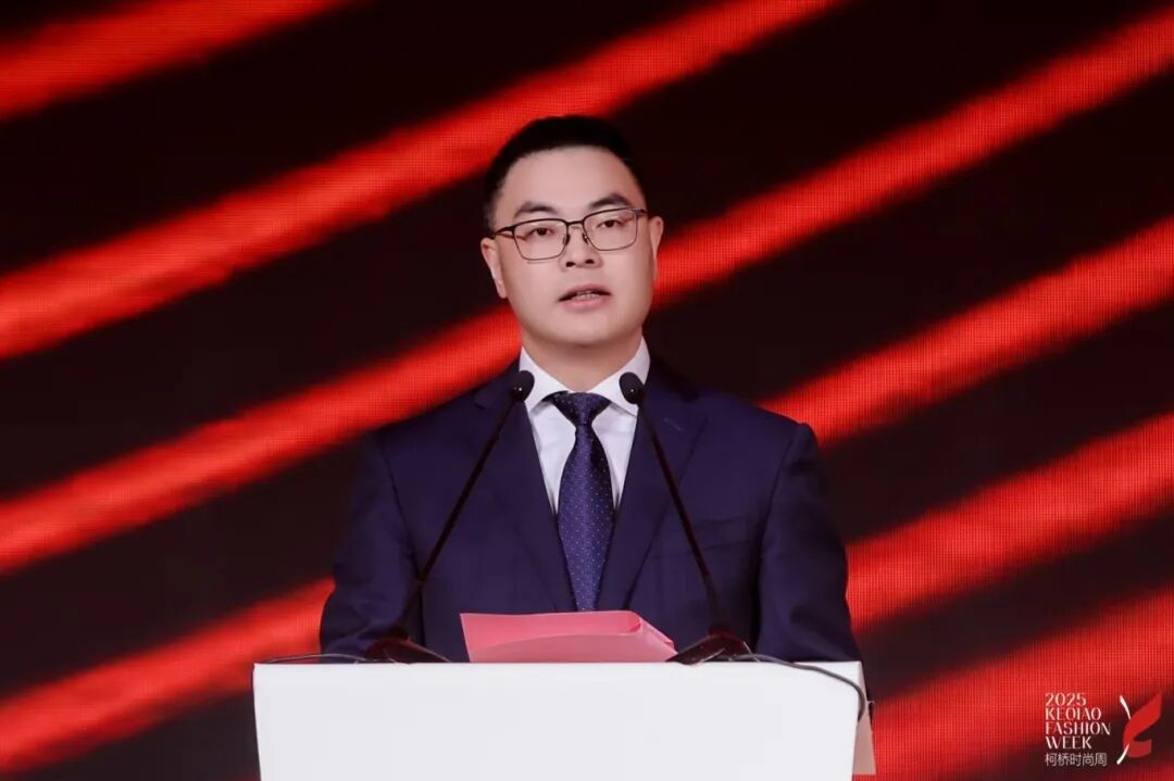 2025柯橋時(shí)尚周（秋季）啟幕！十年織夢(mèng)，時(shí)尚共鳴&ldquo;洄響&rdquo;千年紡都