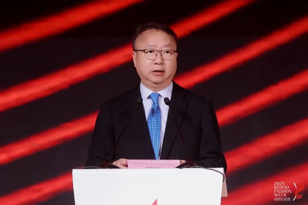 2025柯橋時(shí)尚周（秋季）啟幕！十年織夢(mèng)，時(shí)尚共鳴&ldquo;洄響&rdquo;千年紡都