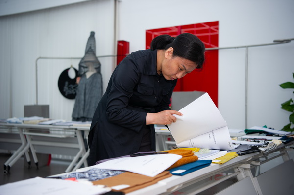 以人才培育為行業(yè)注入持久驅(qū)動(dòng)力！第十一屆十佳紡織面料設(shè)計(jì)師評(píng)審會(huì)于柯橋舉行