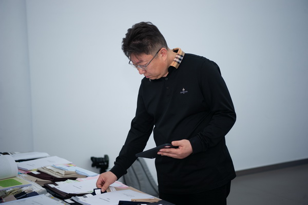 以人才培育為行業(yè)注入持久驅(qū)動(dòng)力！第十一屆十佳紡織面料設(shè)計(jì)師評(píng)審會(huì)于柯橋舉行